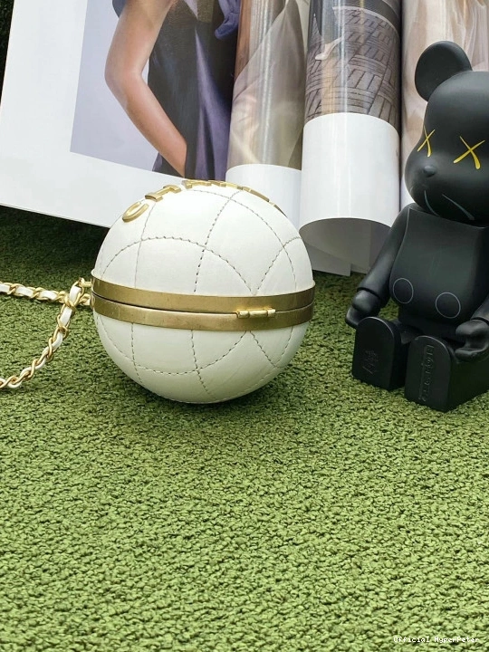 Hyper Peter MINAUDIERE SPHERE CHANEL 0721